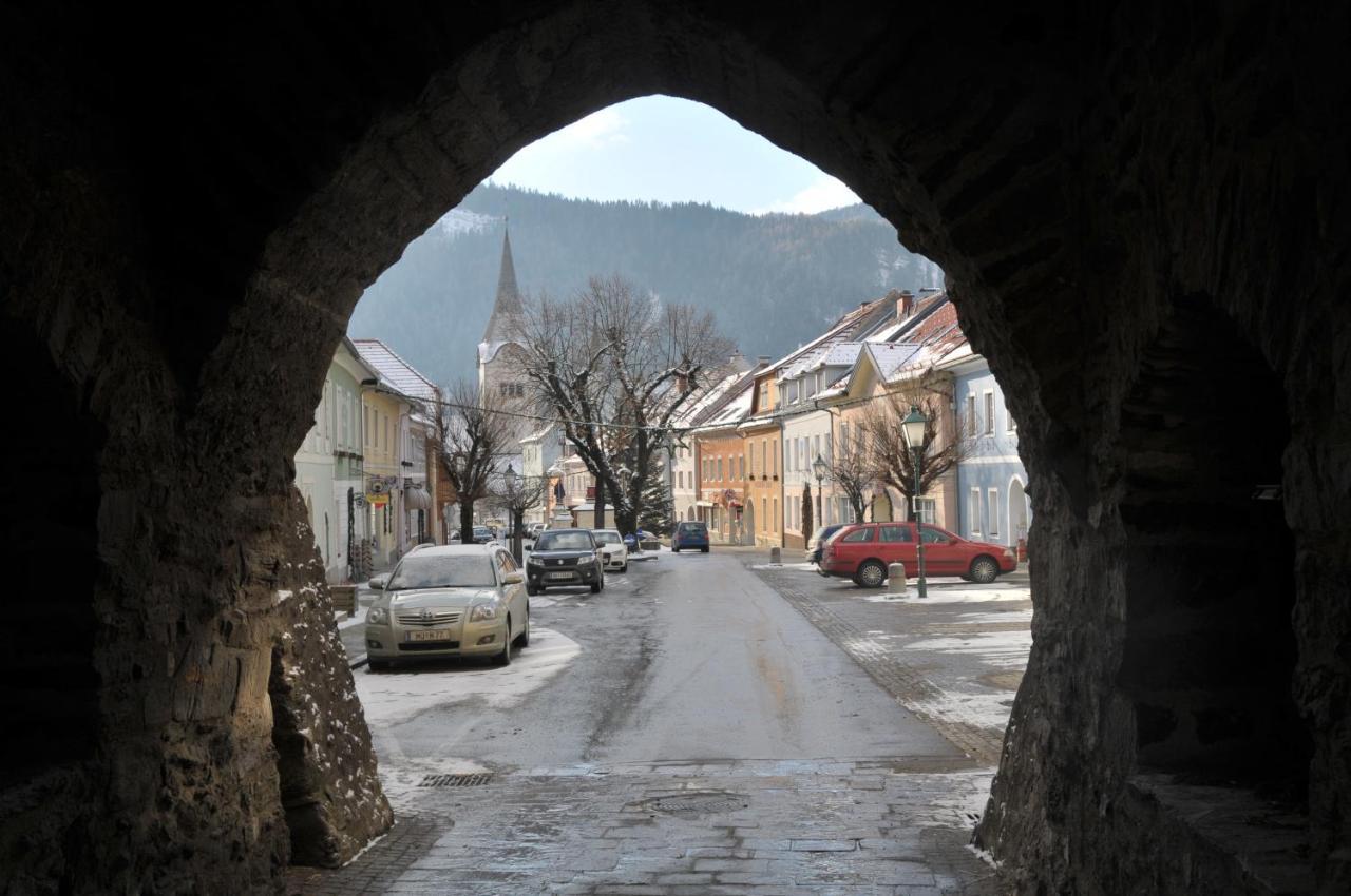 Pension Geissler-Reicher Oberwoelz Stadt Exterior foto
