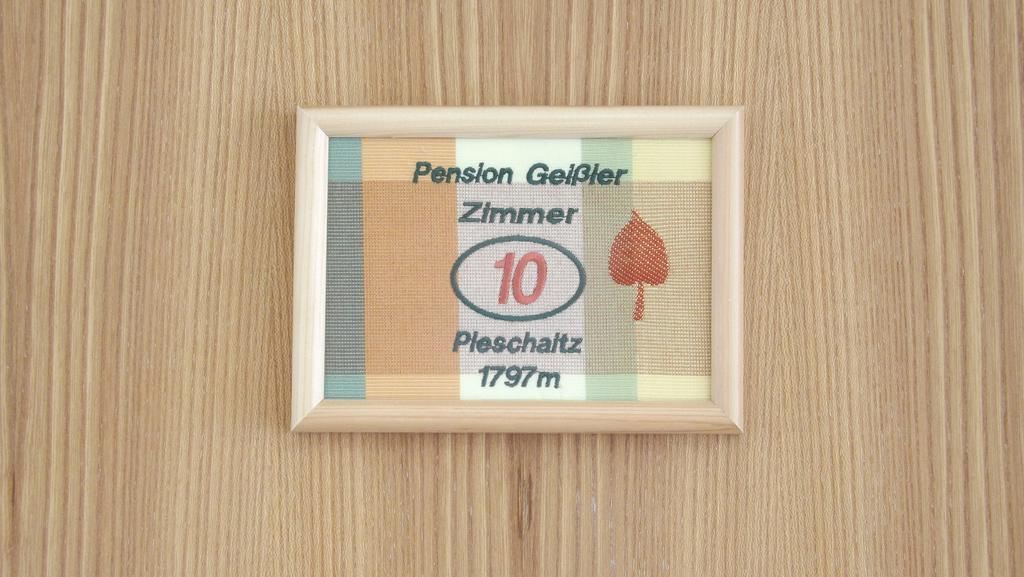 Pension Geissler-Reicher Oberwoelz Stadt Exterior foto